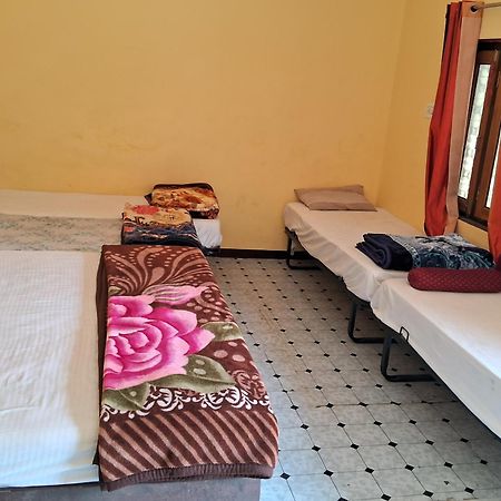 קג'ורהו Blue Sky Homestay מראה חיצוני תמונה